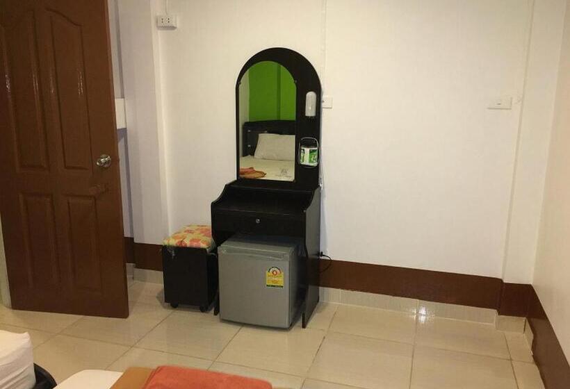 פנסיון Lucky Guest House