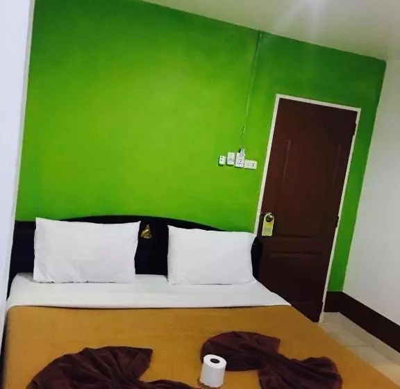 Majatalo Lucky Guest House