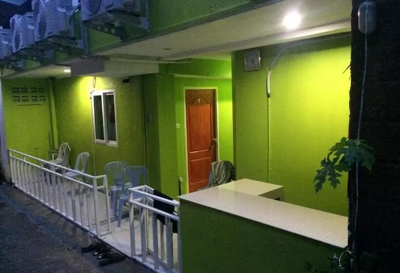 Majatalo Lucky Guest House