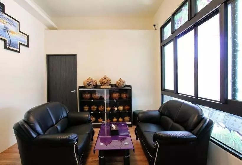 پانسیون True Love Elevator B&b