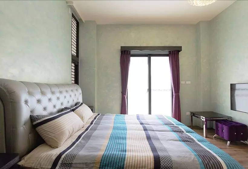 پانسیون True Love Elevator B&b