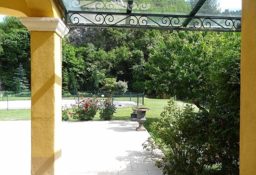 پانسیون Villa Mistral