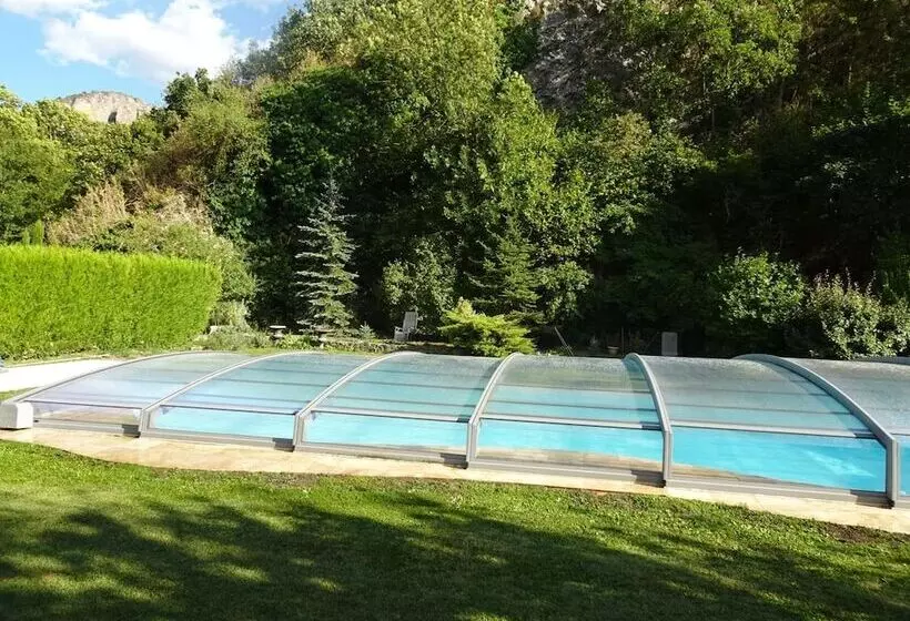 Majatalo Villa Mistral