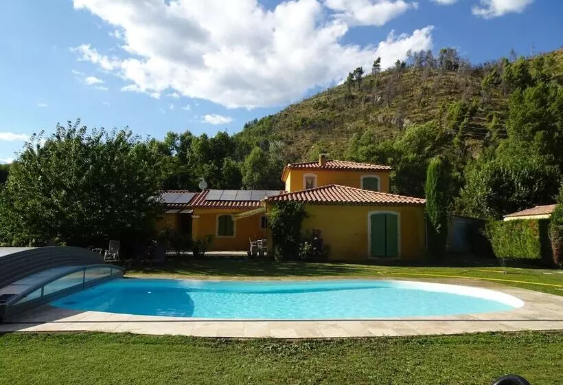 Majatalo Villa Mistral