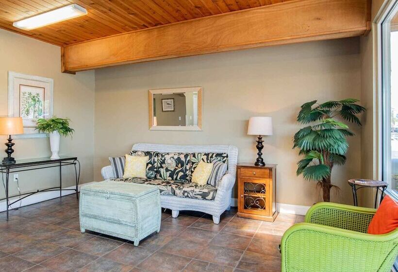 Surfside Shores 1306