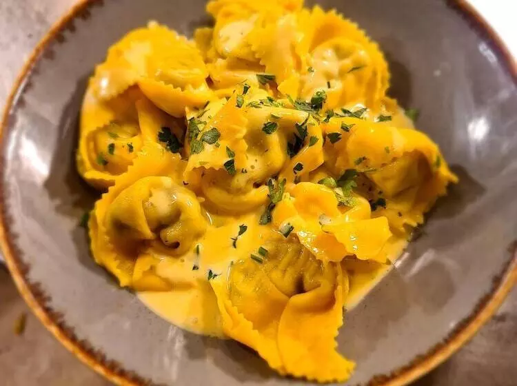 The Lamb And Flag Inn