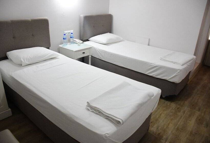 Burhaniye Merkez Otel