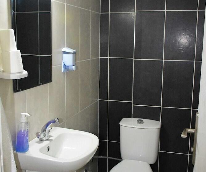 Burhaniye Merkez Otel