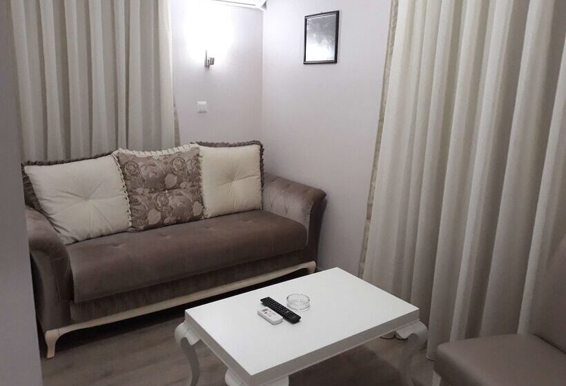 Burhaniye Merkez Otel