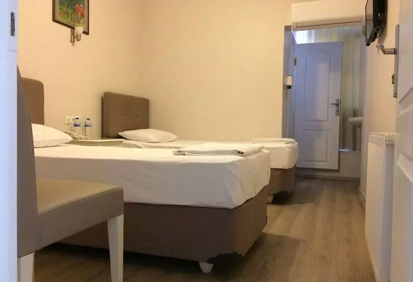 Burhaniye Merkez Otel