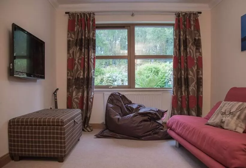Highland Holiday Homes   Tulloch Ard