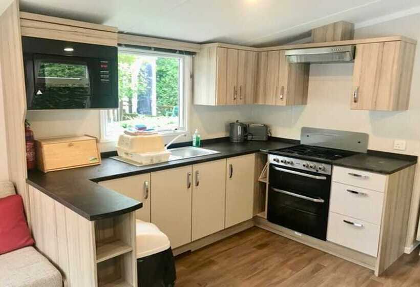 호텔 Aberdunant Caravans Direct