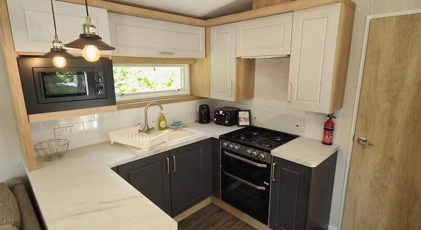 Hotelli Aberdunant Caravans Direct