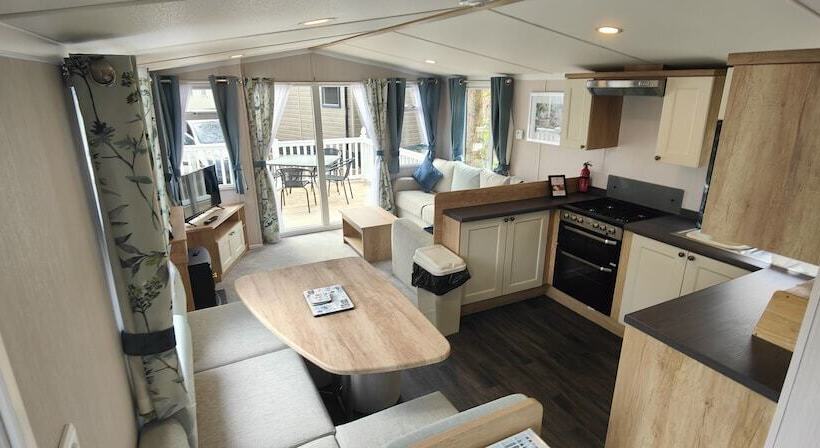 호텔 Aberdunant Caravans Direct