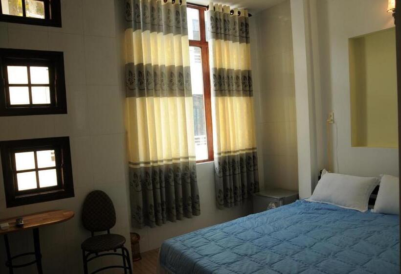 هتل Bien Khoi Mini