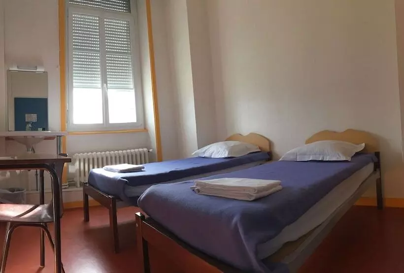 ホテル Espace Montcalm