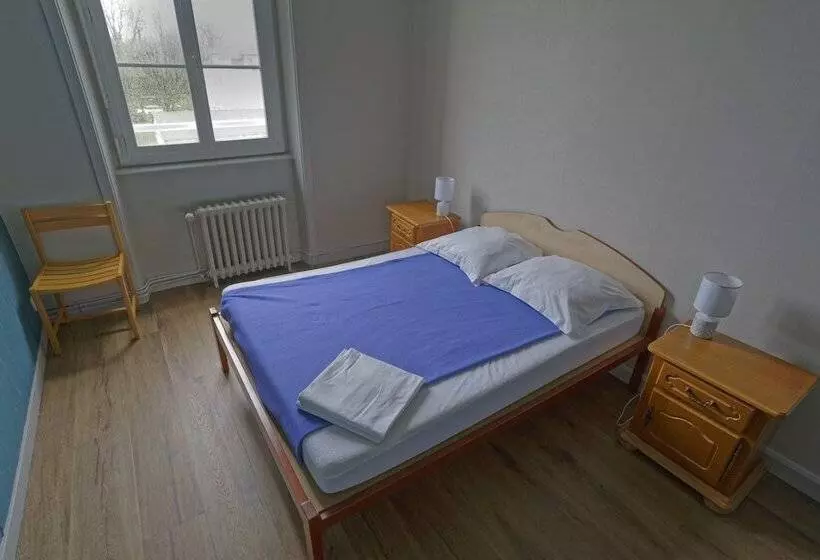 ホテル Espace Montcalm