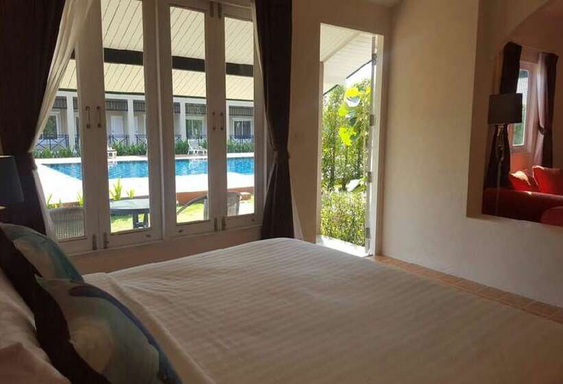 בית מלון כפרי Palazzo Pavone Gallery & Resort