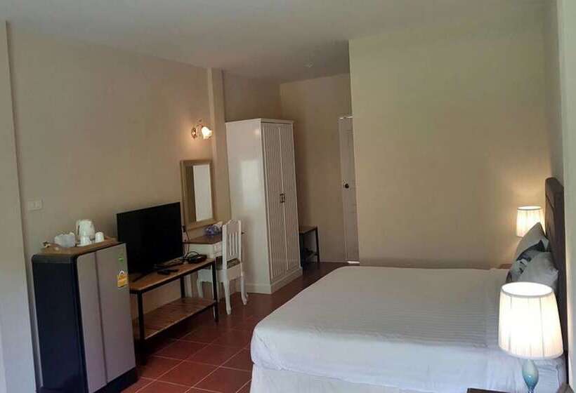 בית מלון כפרי Palazzo Pavone Gallery & Resort