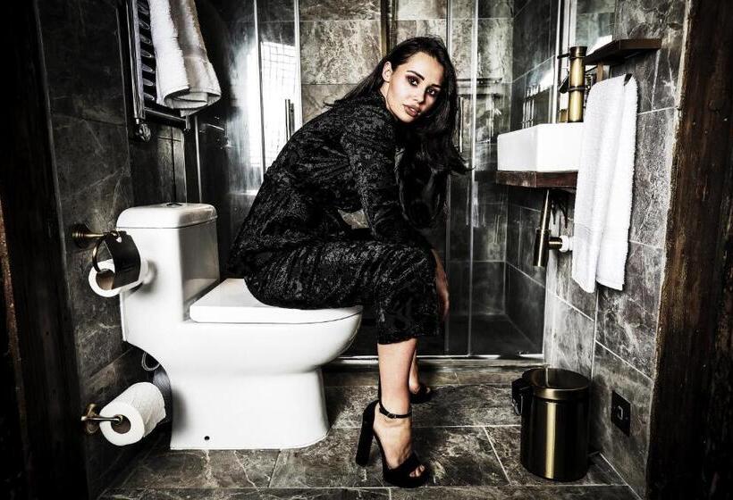 هتل The Cow Hollow