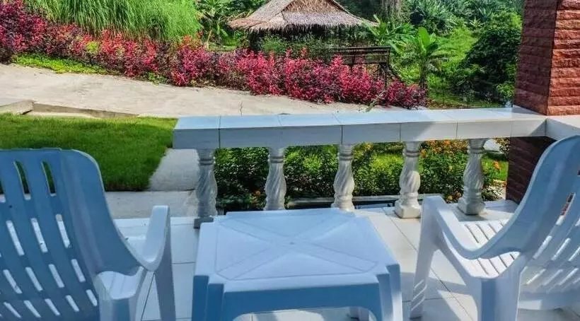 Hotelli Theppahrak Home