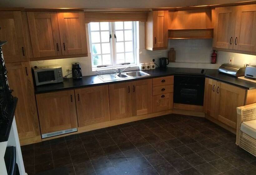 Kingsmills Cottages Cookstown