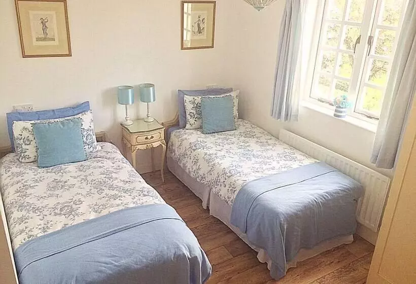 Kingsmills Cottages Cookstown