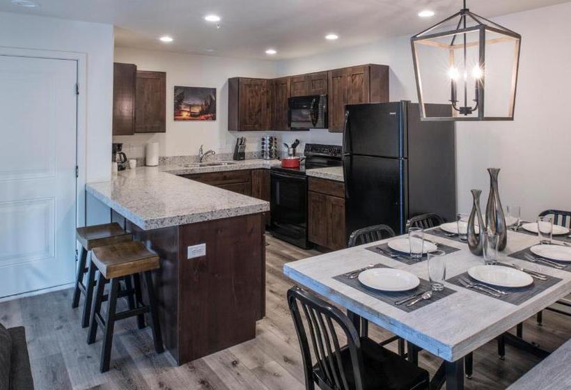 Moab Redcliff Condos