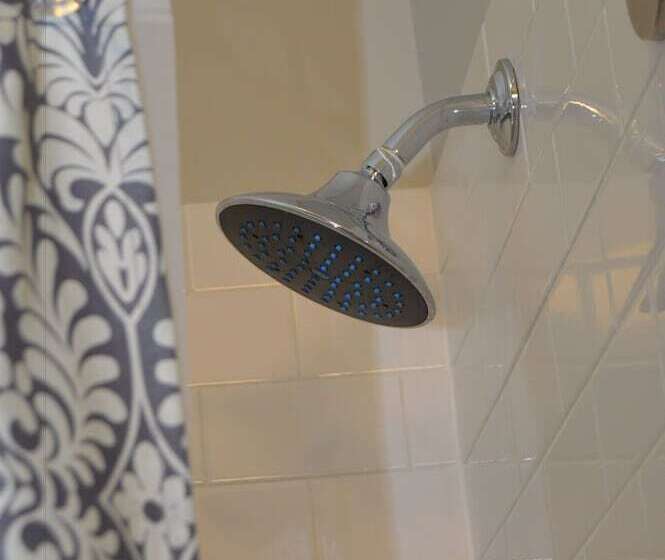 Montclair Apartments By Gracen Properties