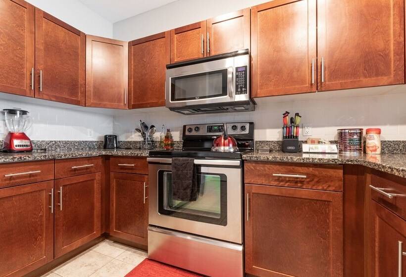 Montclair Apartments By Gracen Properties