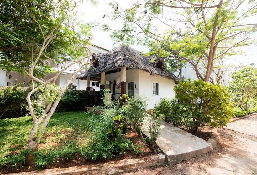 פנסיון Kibanda Lodge And Beach Club