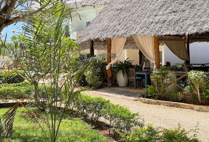 פנסיון Kibanda Lodge And Beach Club