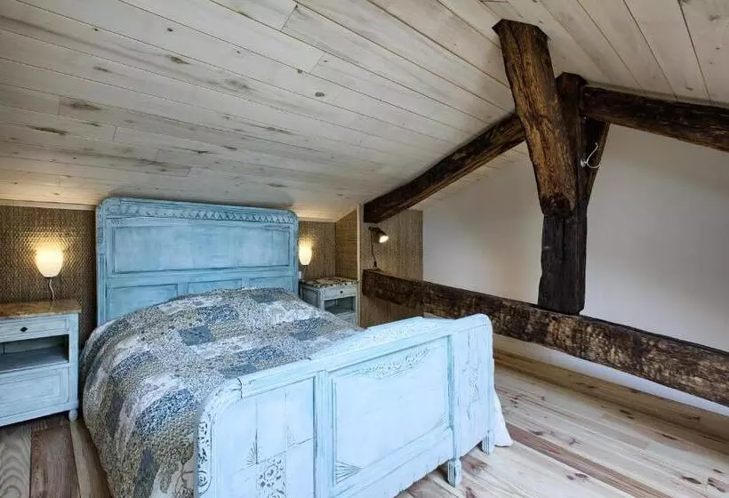 ペンション La Grange D'oustaud