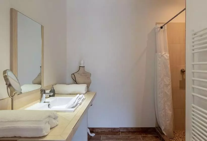 Majatalo L'îlot Vignes