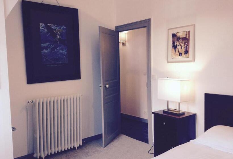 פנסיון Maison Du Chatelain