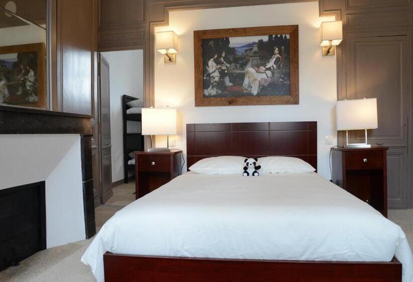 פנסיון Maison Du Chatelain