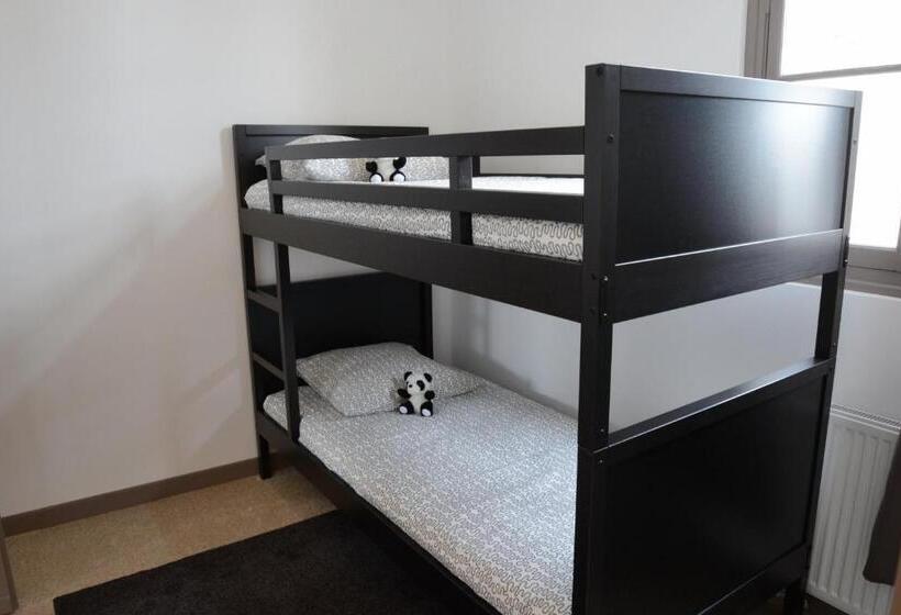 פנסיון Maison Du Chatelain