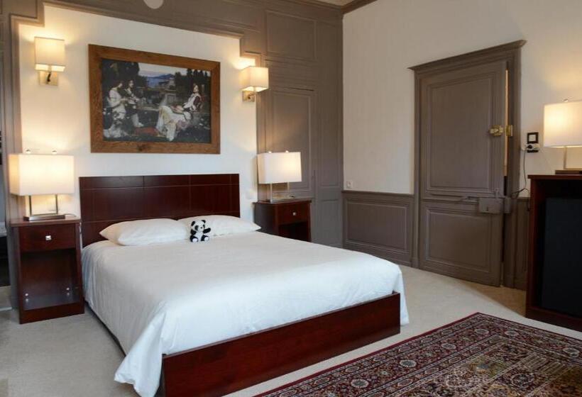 פנסיון Maison Du Chatelain