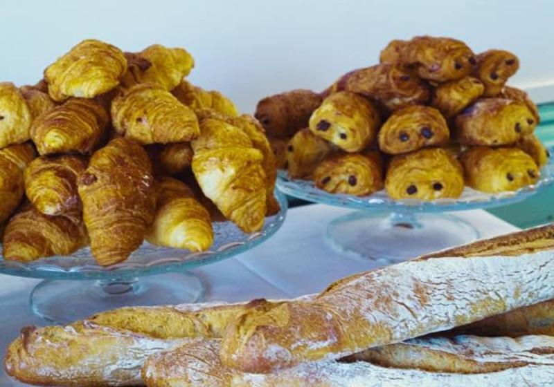 The Old Hotel Ravel Centre