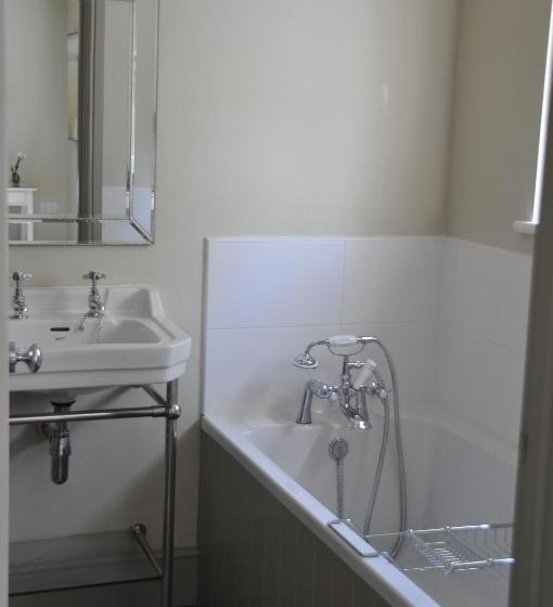 ベッドアンドブレックファースト The Red Lion Inn