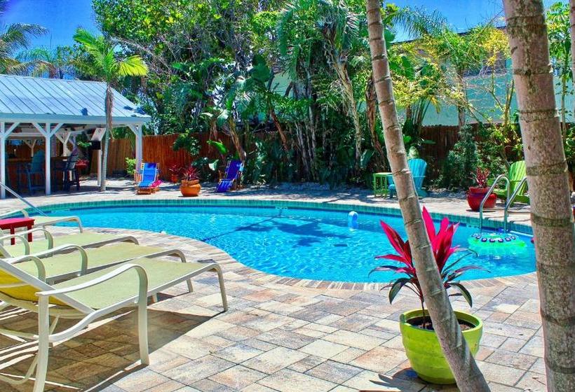 Coconut Grove Resort By Techtravel