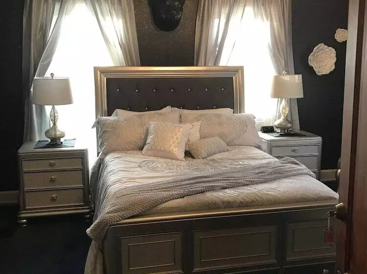Evans Holly Grove Inn B&b