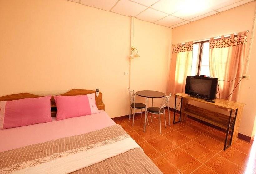 בית מלון כפרי 057 Resort