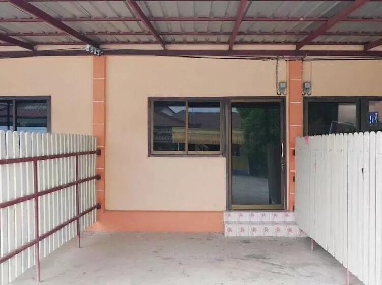 هتل Krunhai Homestay