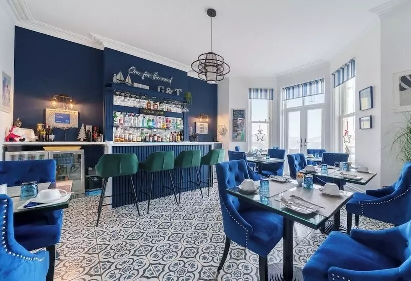 ホテル Lazy Waves Boutique B&b