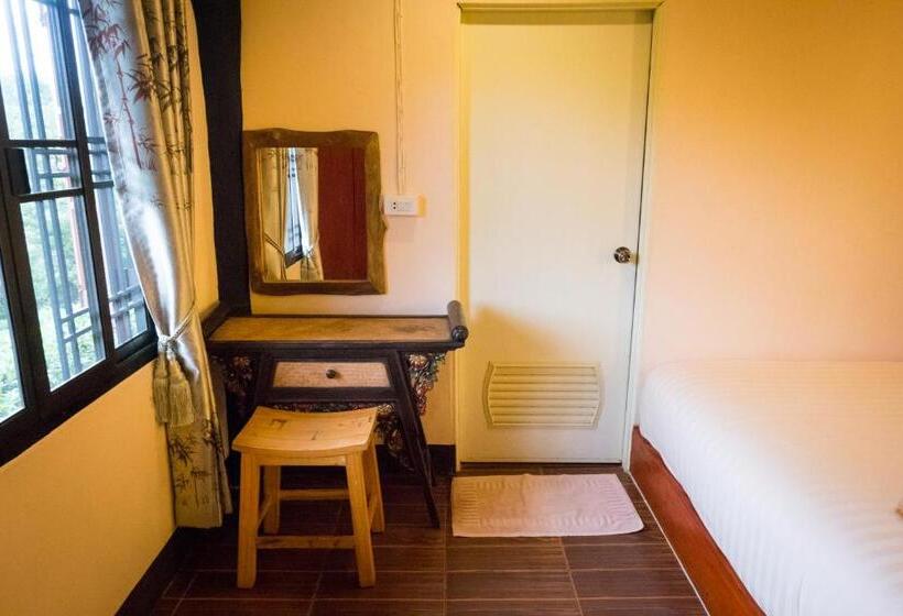 فندق Lee Wine Ruk Thai Resort