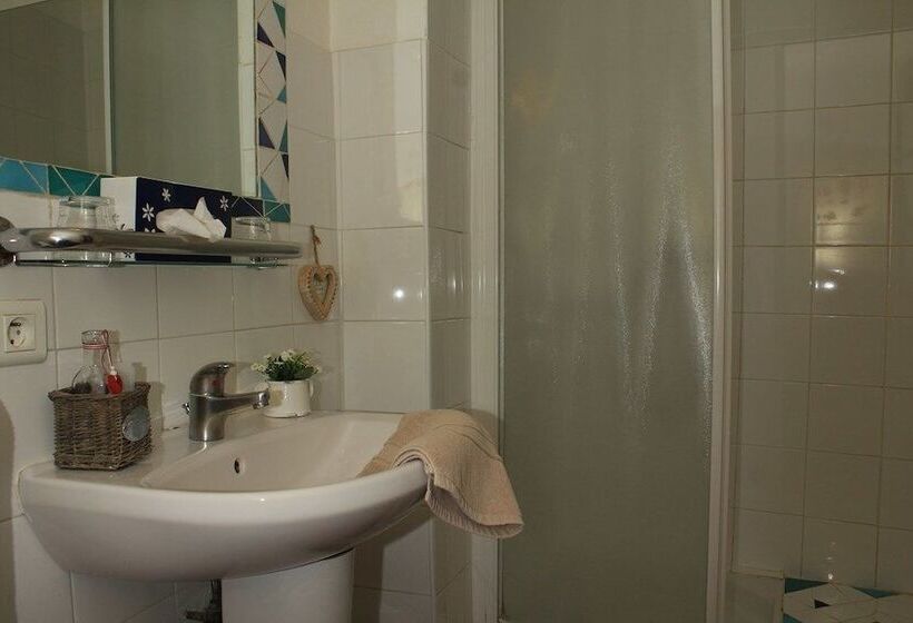 בית מלון כפרי L'escalo