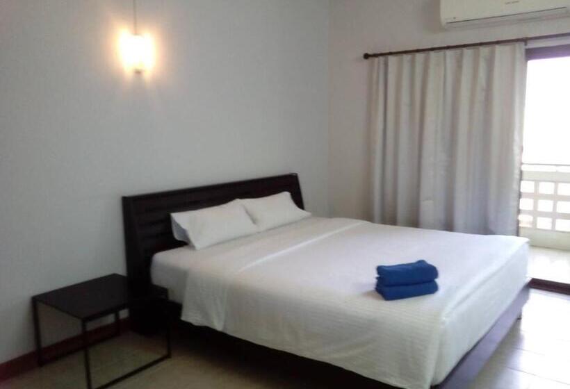 בית מלון כפרי Mana Residence