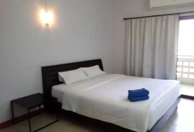 هتل Mana Residence