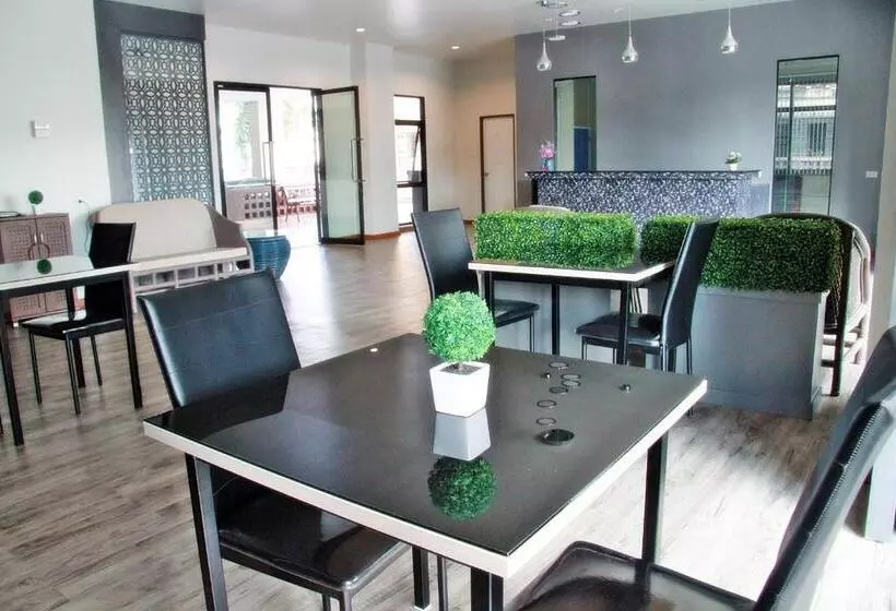 هتل Mana Residence